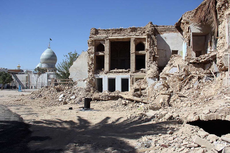 انتقاد گروه مطالعات شهری فاطر از ادامه روند تخریب بافت تاریخی شهر شیراز، در نامه به تولیت محترم آستان مقدس احمدی و محمدی علیهما السلام.